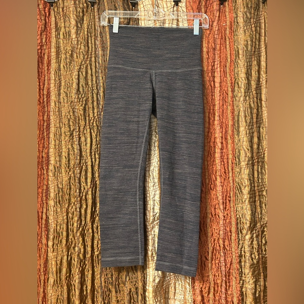 Lululemon high rise cropped leggings